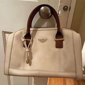 Gorgeous Fiorelli leather hand bag
